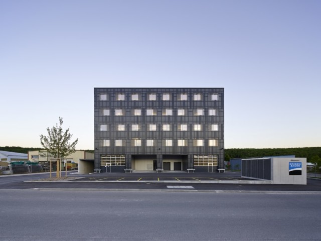 Solomon - Nomos Architects